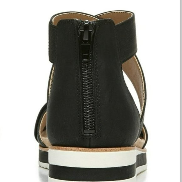 Life Stride Zoom Strappy Sandals-5.5 - Picture 3 of 9